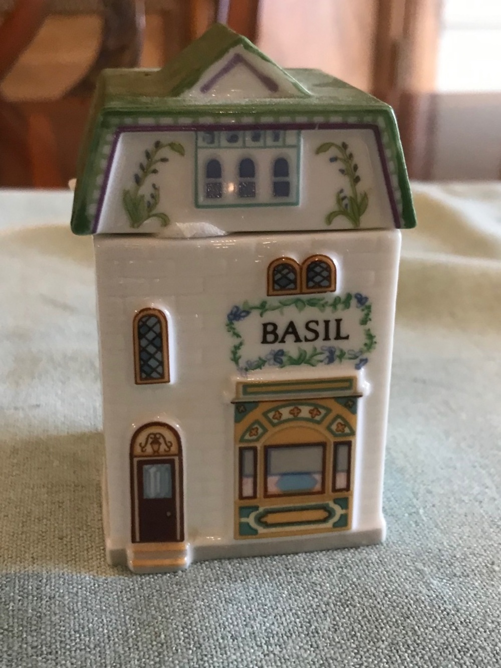 Lenox Village Spice Basil 1989